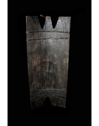 PHILIPPINES BONTOC IGOROT HEADHUNTER WOODEN SHIELD &quot;KALASAG&quot; Headhunting weapon
